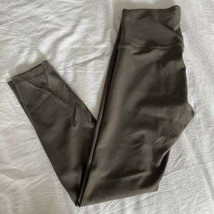 Lululemon wunder train leggings